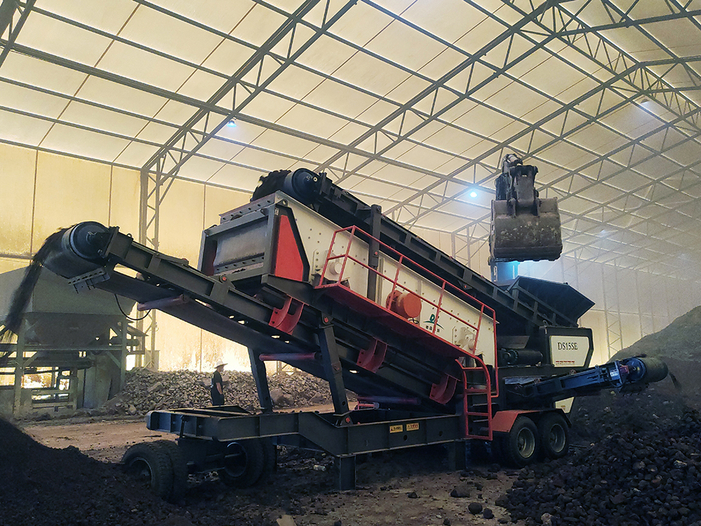 德森環(huán)境篩分車